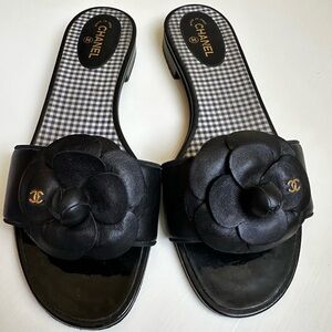 CHANEL Sandals